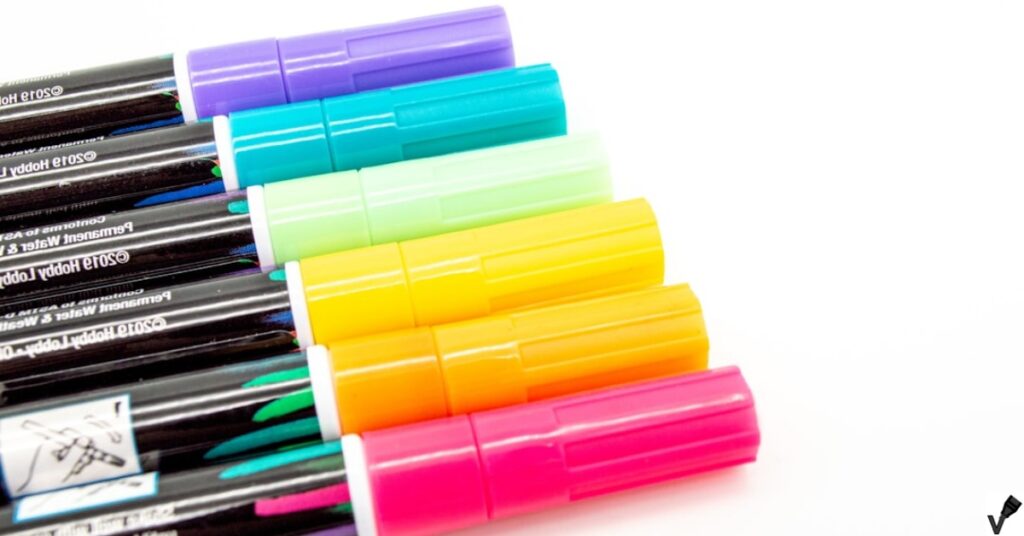 Best Acrylic Paint Pens